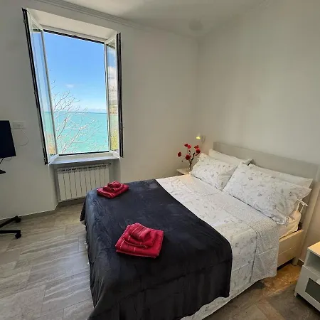 Splendida Casa Vista Mare Per 4 Persone Di Fronte Alle Spiagge Di *