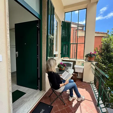 Splendida Casa Vista Mare Per 4 Persone Di Fronte Alle Spiagge Di Apartman *