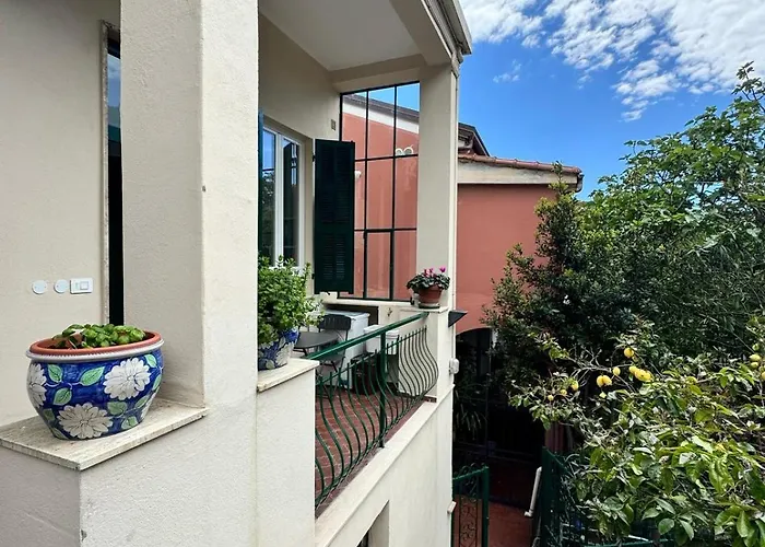 Splendida Casa Vista Mare Per 4 Persone Di Fronte Alle Spiagge Di Apartamento