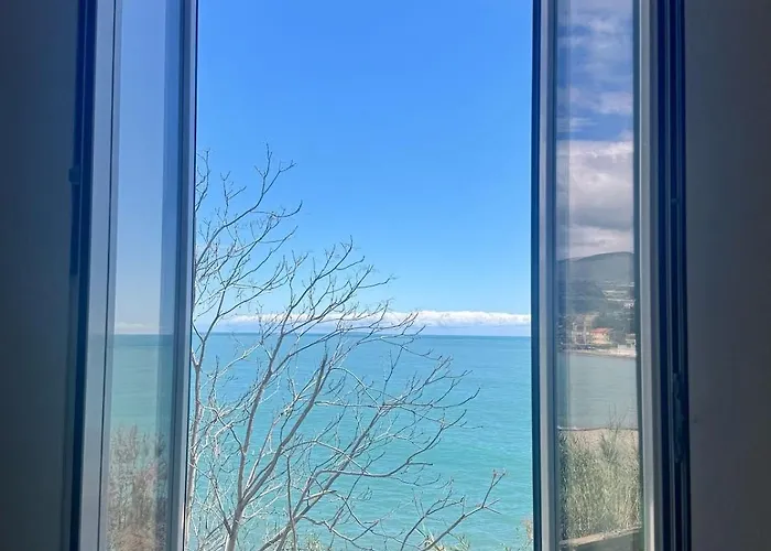 Splendida Casa Vista Mare Per 4 Persone Di Fronte Alle Spiagge Di